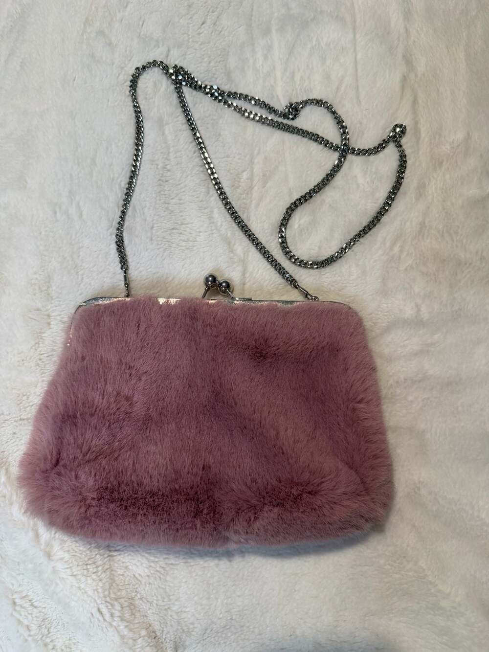 Chelsea28 Faux Fur Kiss-Lock Crossbody Evening Bag in Mauve